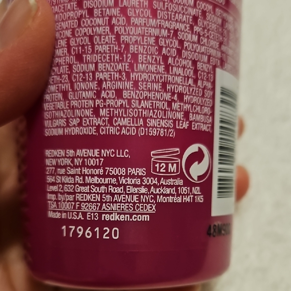 Redken Color Extend Magnetics Shampoo - Bold Pink - Picture 5 of 6